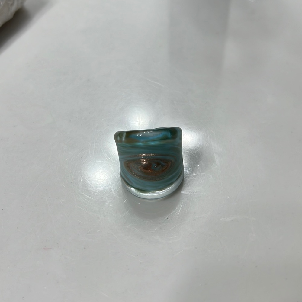 Glass ring